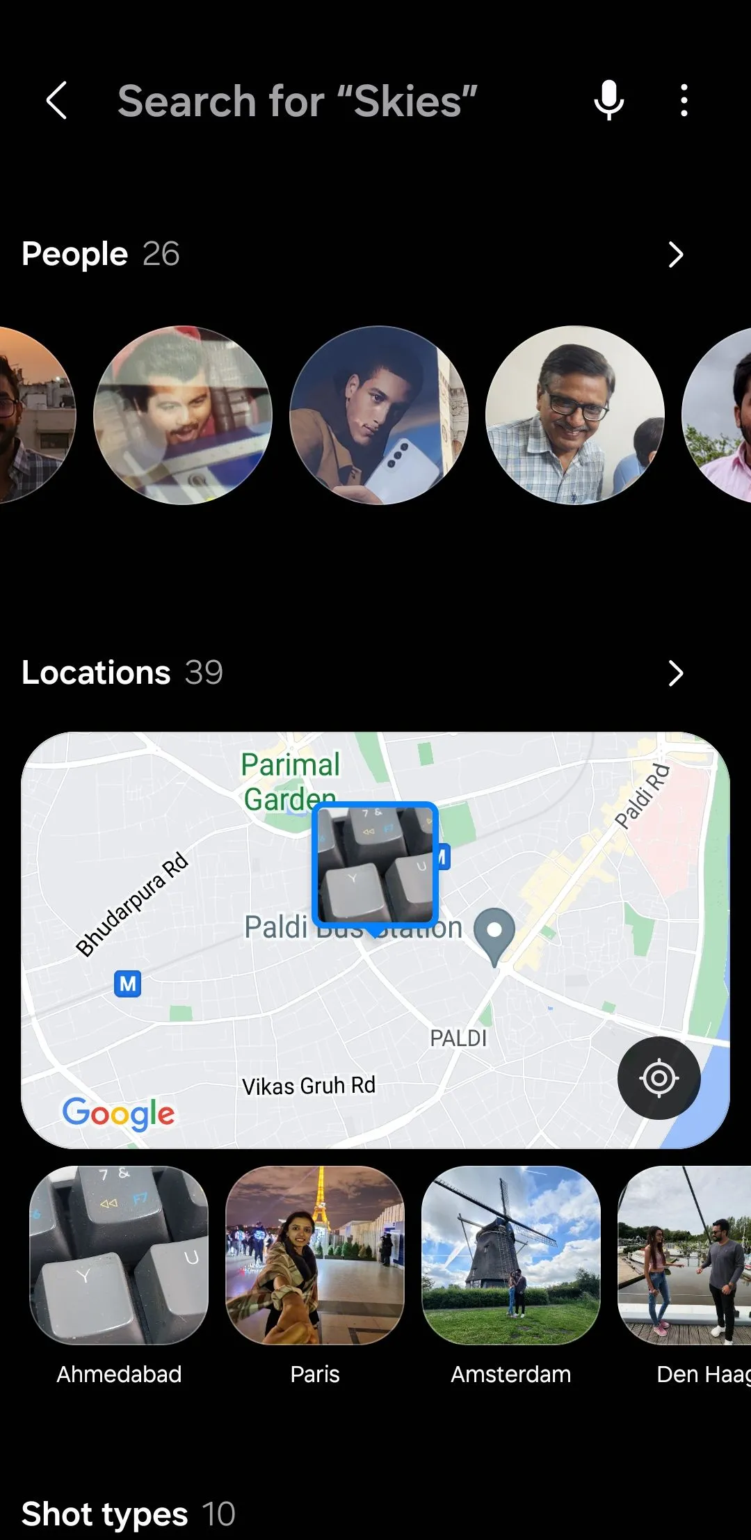 Thẻ tìm kiếm trong ứng dụng Samsung Gallery cho phép tìm kiếm ảnh cục bộ và ảnh đã sao lưu.