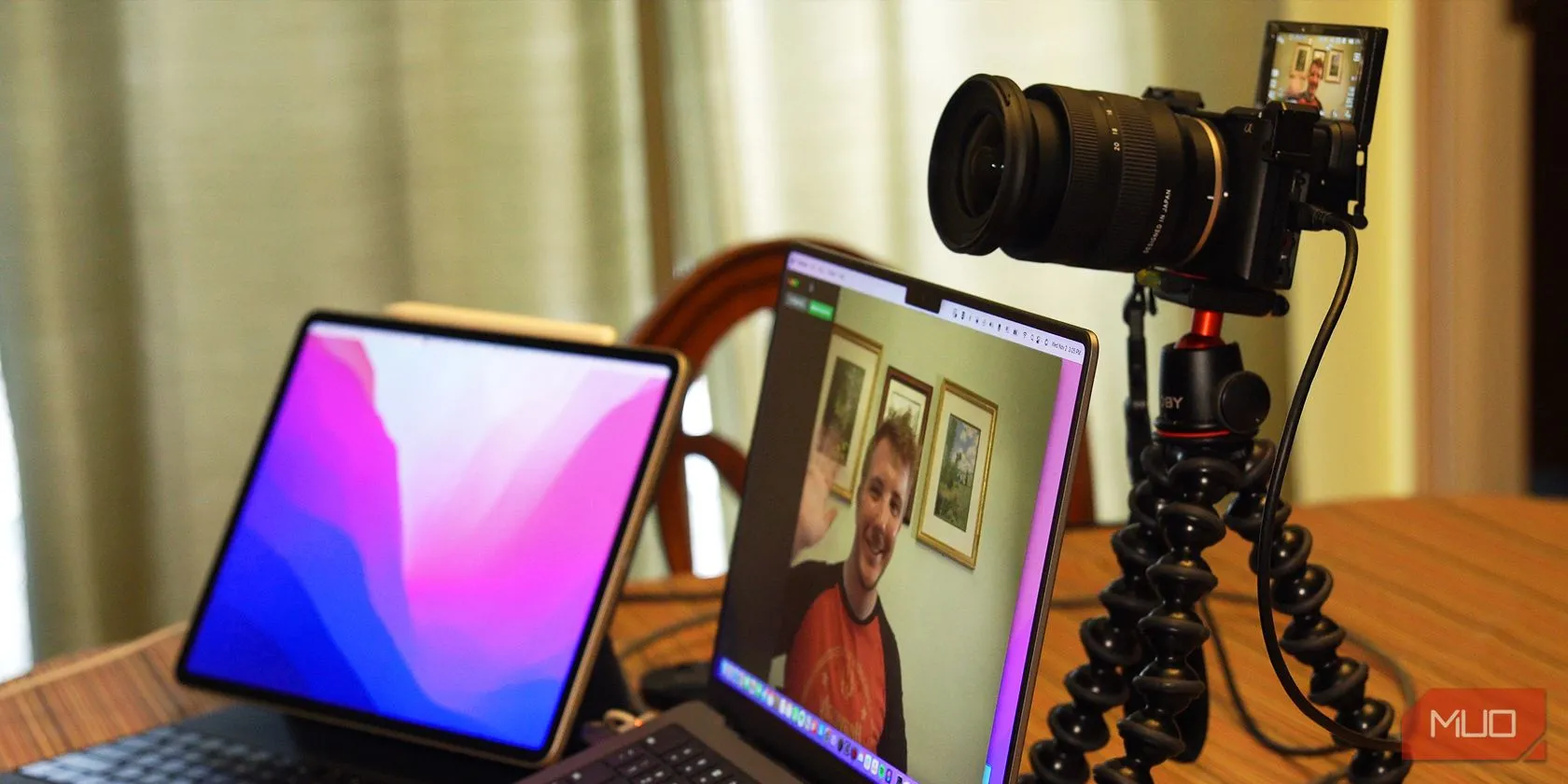 Thiết lập máy ảnh DSLR làm webcam trên MacBook Pro để có hình ảnh chuyên nghiệp