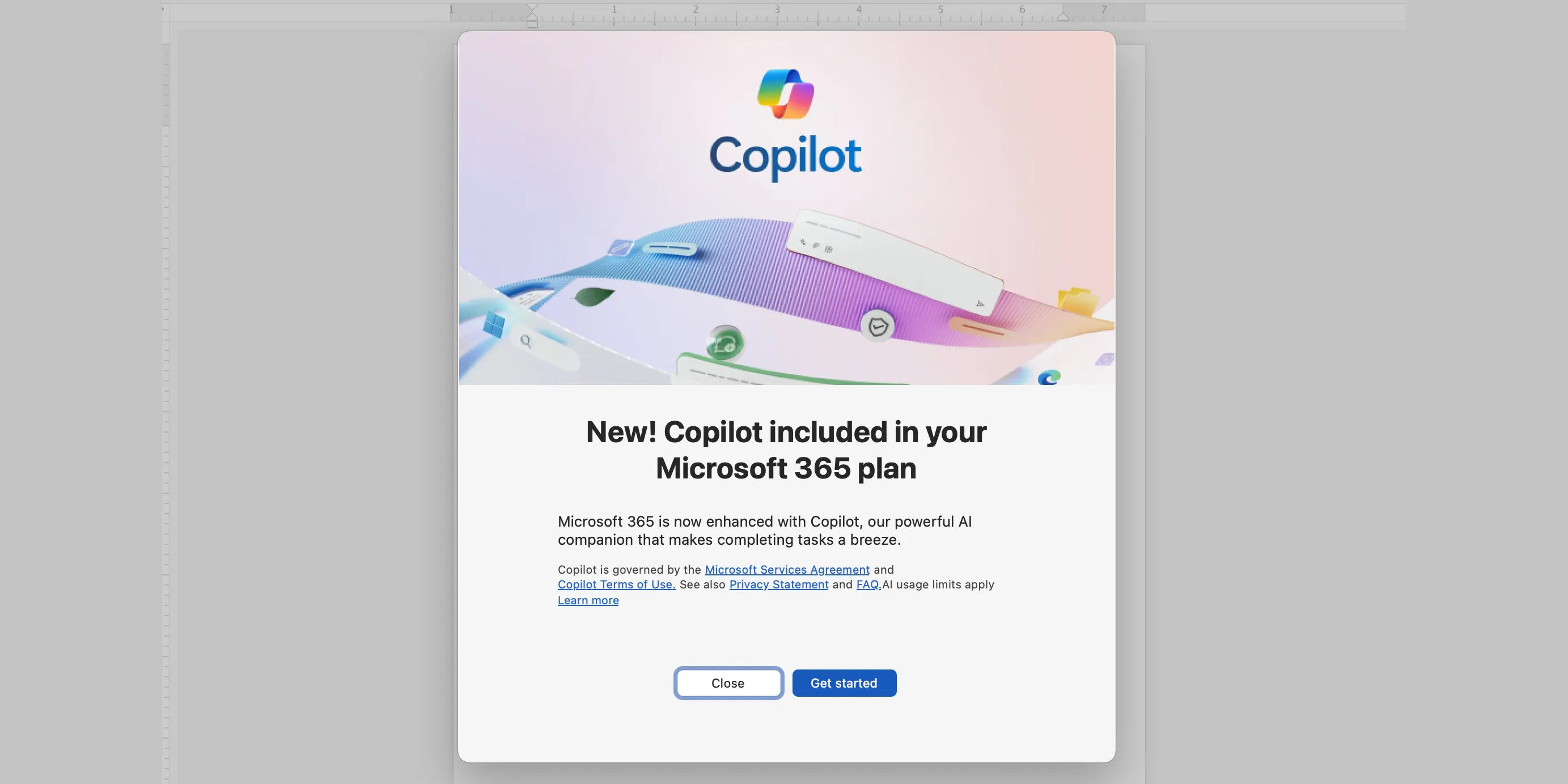 Thông báo cập nhật Copilot hiển thị trên giao diện Microsoft Word