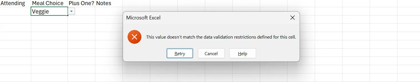 Thông báo lỗi mặc định của Excel khi dữ liệu nhập không hợp lệ theo quy tắc Data Validation