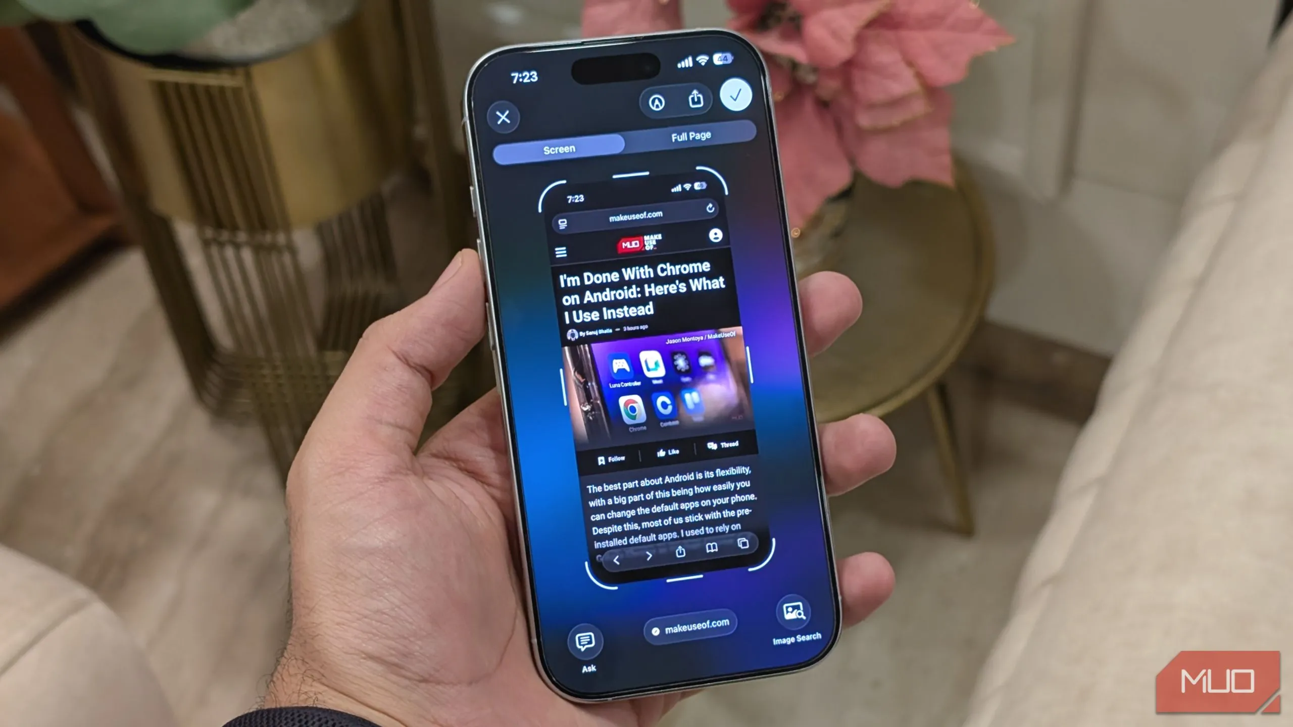 Tính năng Visual Intelligence with Search trong iOS 26 phân tích ảnh chụp màn hình