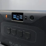 Trạm sạc di động Bluetti Apex 300 mạnh mẽ, với thiết kế hiện đại và các cổng kết nối đa dạng