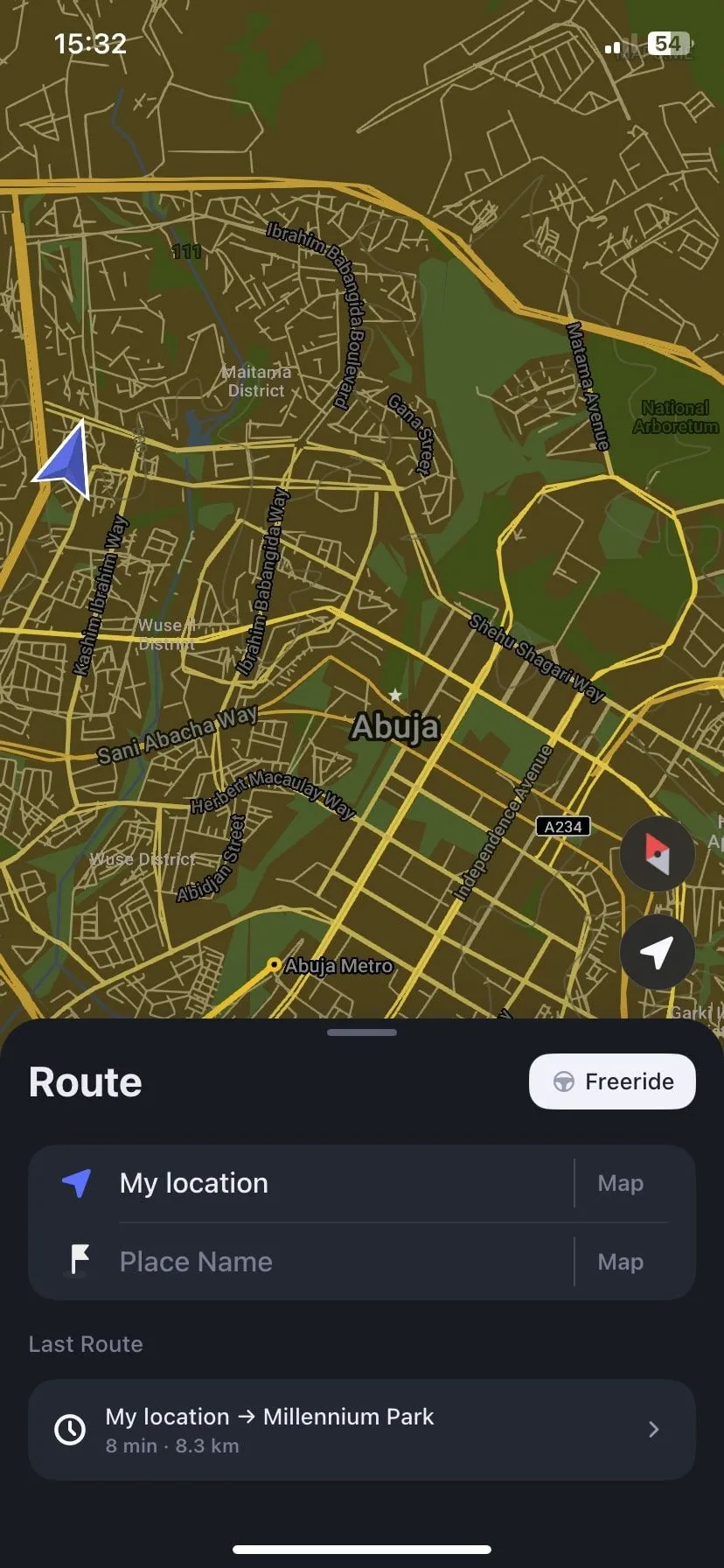 Trang chủ của MAPS.ME hiển thị bản đồ và tùy chọn tải xuống khu vực để sử dụng ngoại tuyến