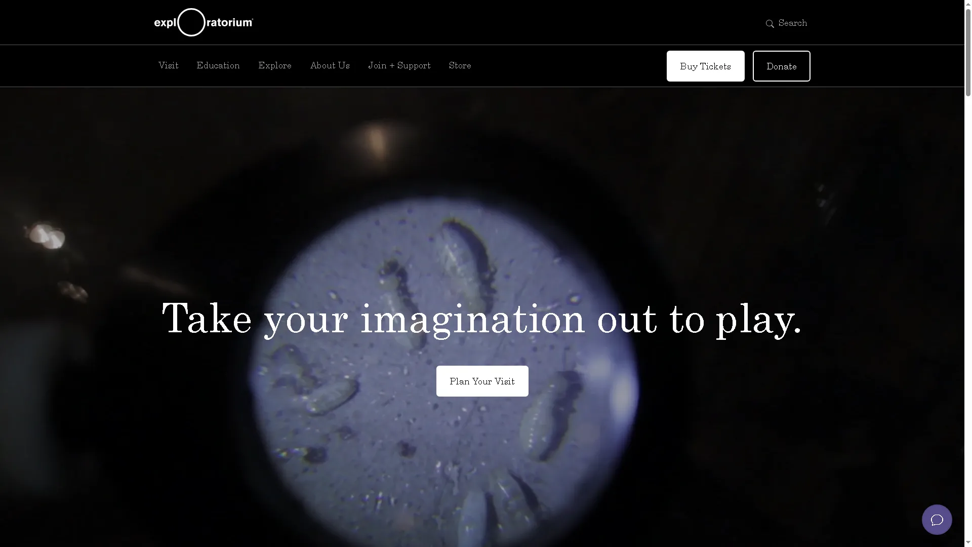 Trang chủ hiện đại của Exploratorium, bảo tàng khoa học nghệ thuật có website lâu đời nhất.
