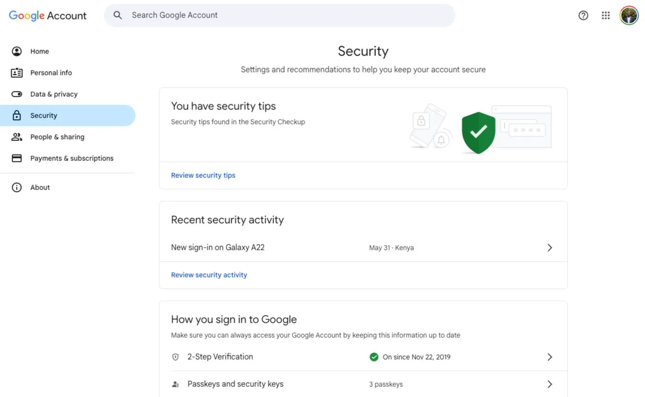 Trang kiểm tra hoạt động bảo mật tài khoản Google, hiển thị các sự kiện bảo mật gần đây