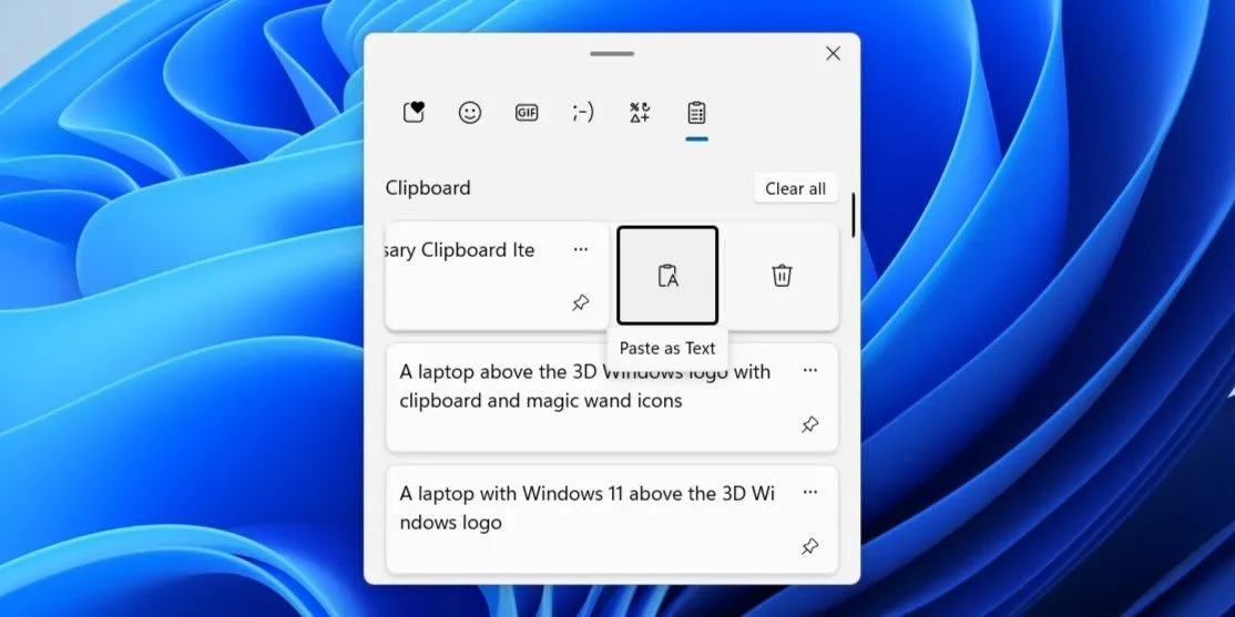 Tùy chọn dán dưới dạng văn bản thuần (Paste as text) được đánh dấu trong lịch sử Clipboard Windows 11