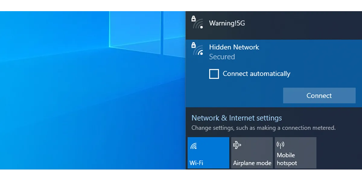 Tùy chọn 'Kết nối tự động' của mạng Wi-Fi trong menu cài đặt nhanh của Windows, được bỏ chọn để ngăn kết nối không mong muốn.