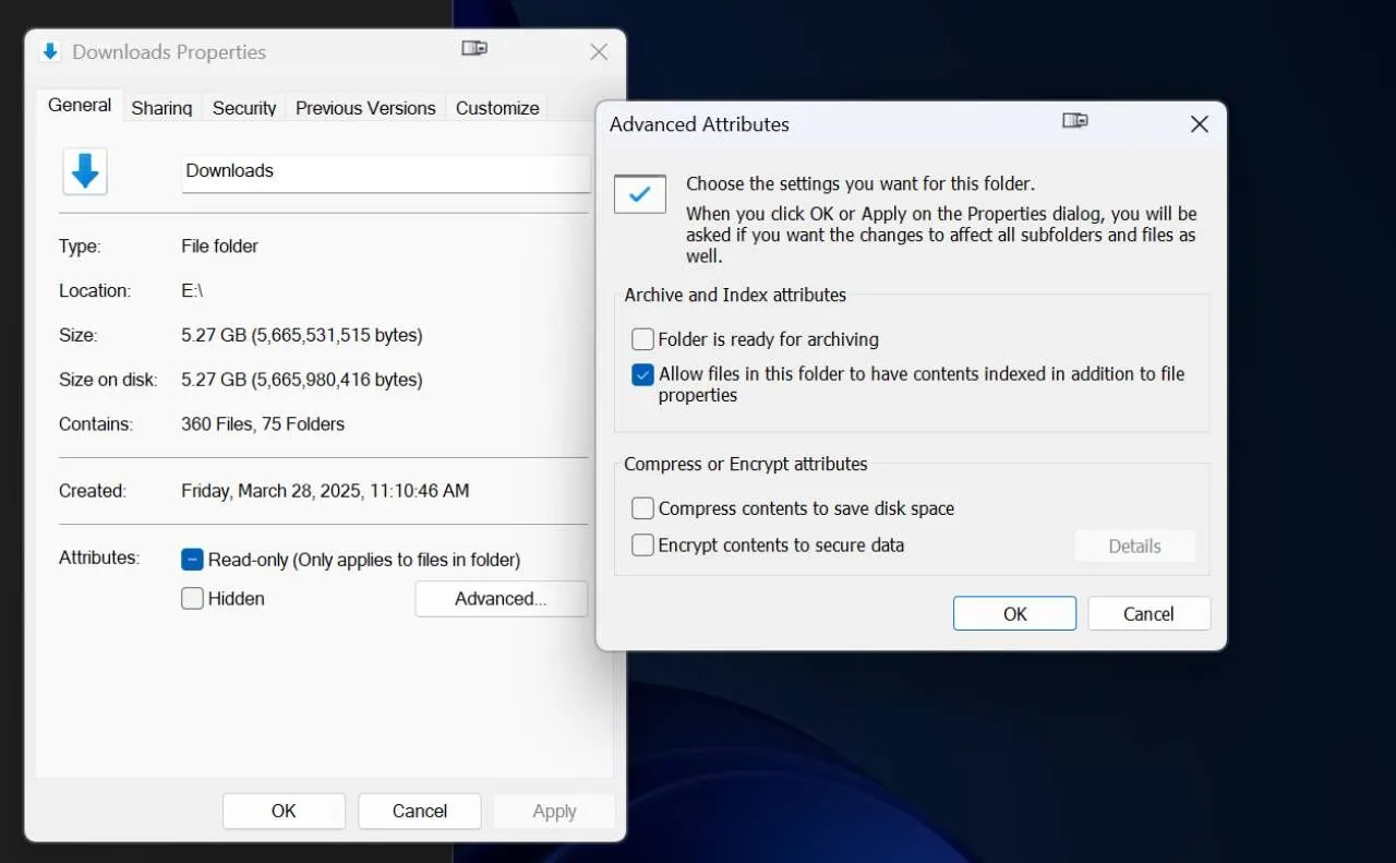 Tùy chọn nén nội dung thư mục để tiết kiệm dung lượng ổ đĩa trên Windows 11 trong hộp thoại Thuộc tính.