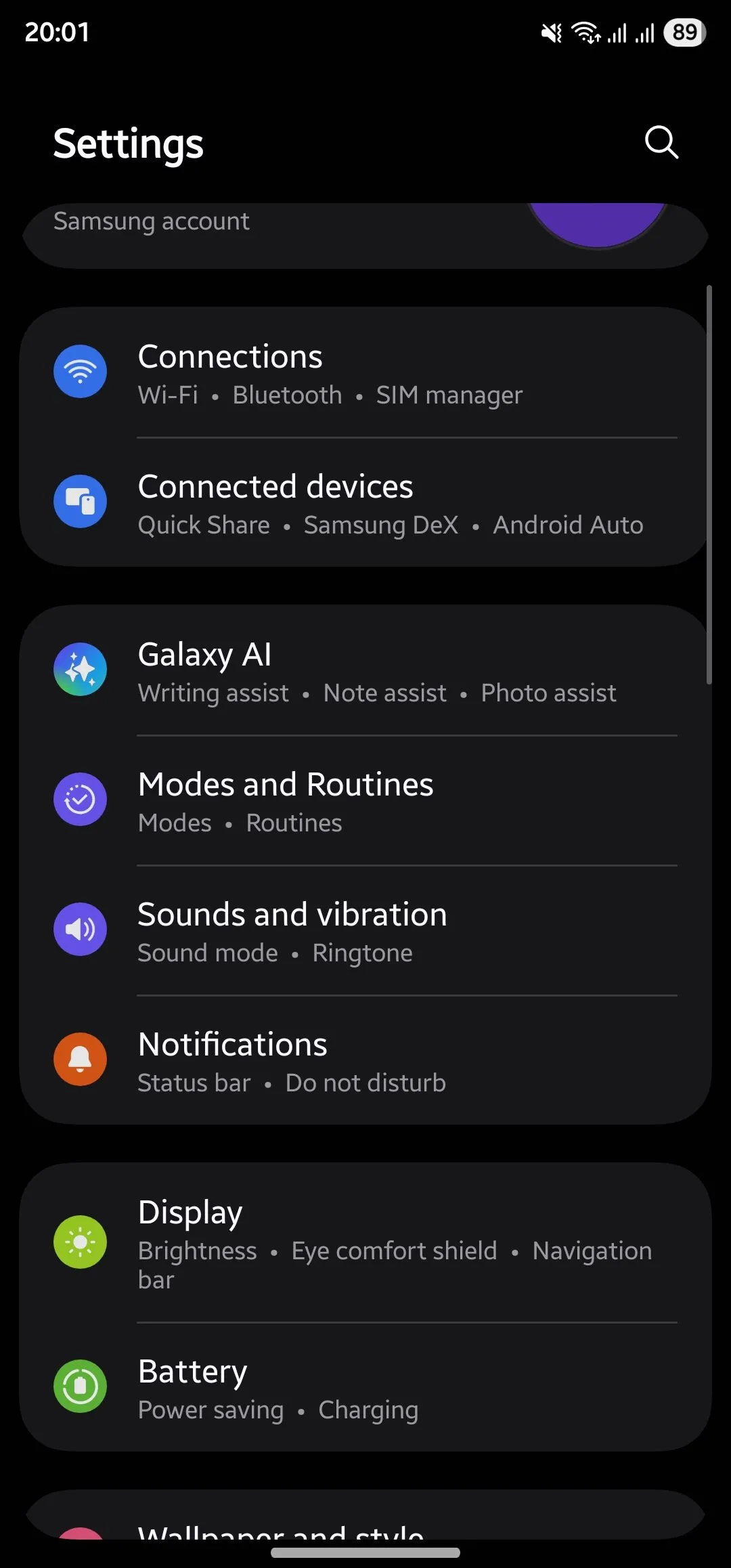 Ứng dụng Cài đặt trên điện thoại Samsung với mục Chế độ và Quy trình