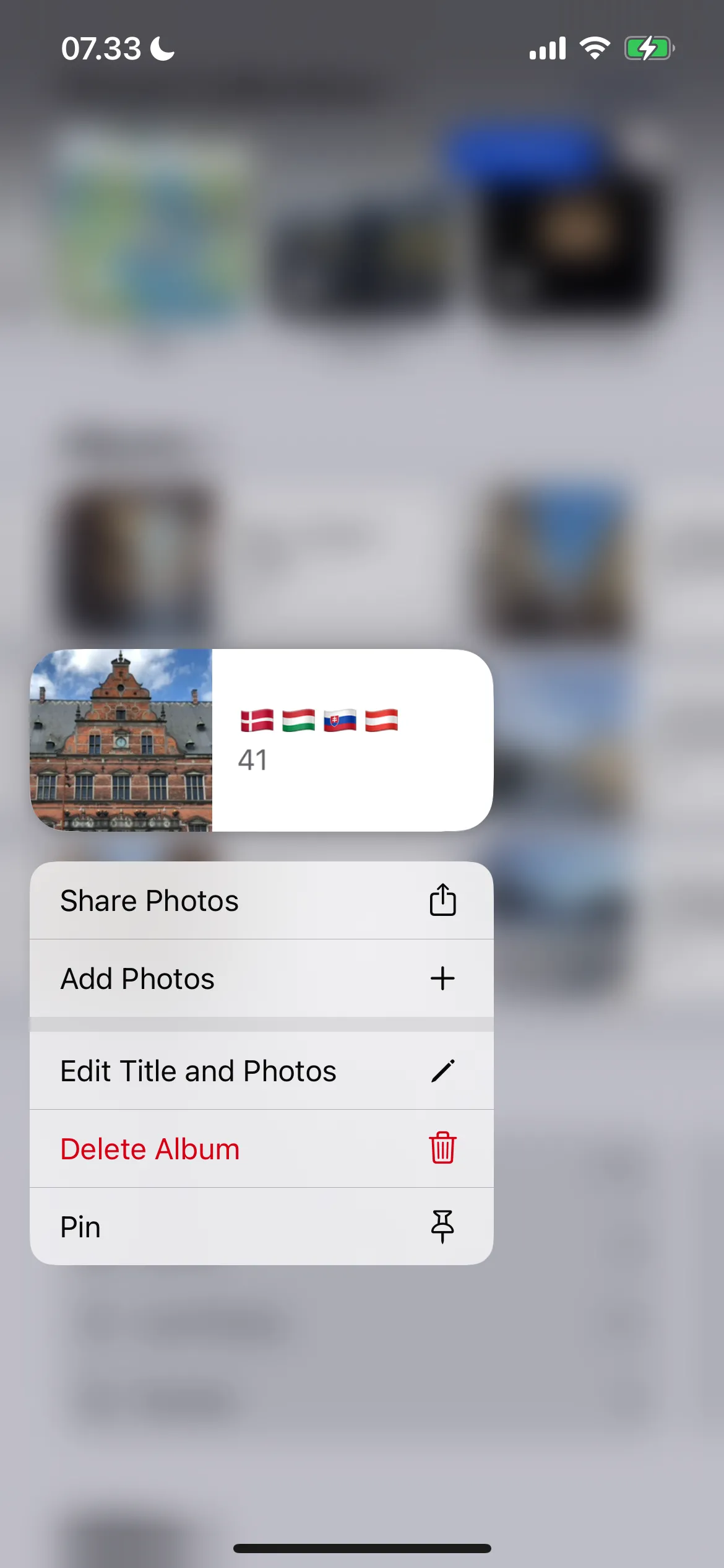 Xóa album ảnh không còn cần thiết trên hệ điều hành iOS của iPhone